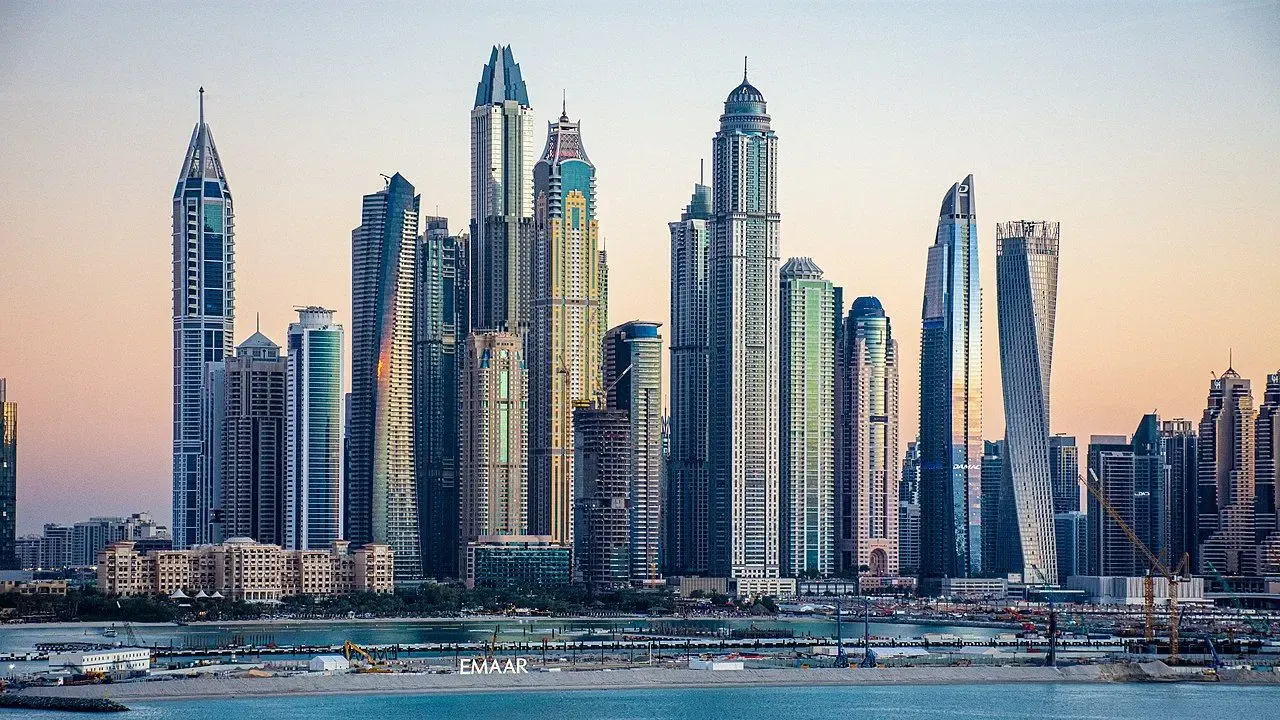 Dubai Marina – At a Glance