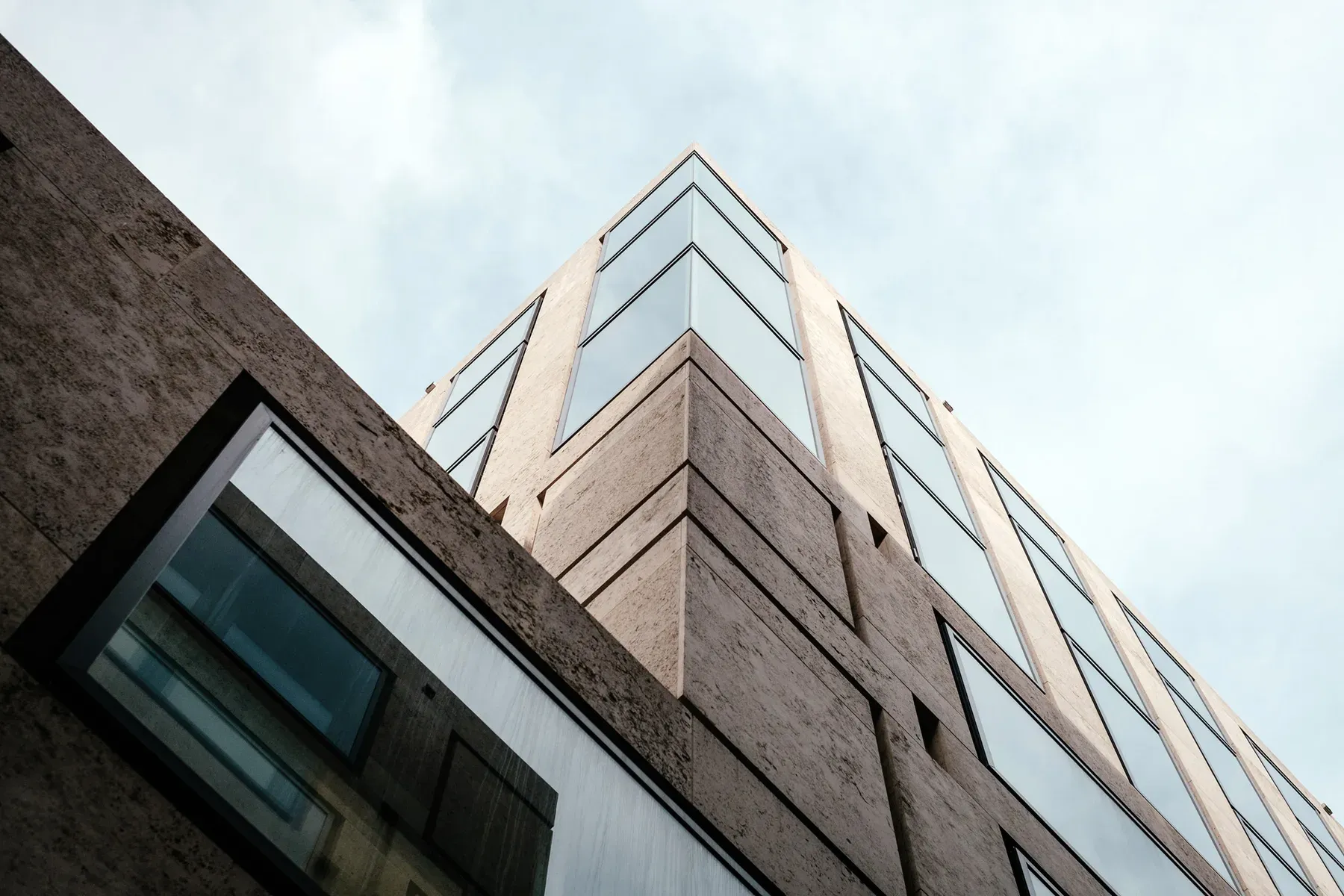 Modern architectural facade representing Evera Real Estate development and construction in Dubai